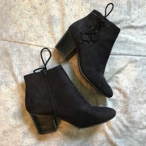 Black Booties Faux Suede - Soda SZ 8